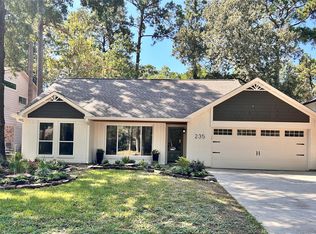 235 S Pathfinders Cir, Spring, TX 77381