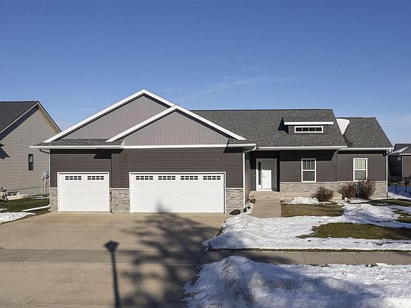 4th image of 965 Olive Ct