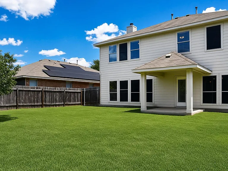 1132 Alexandria Way — Photo 3