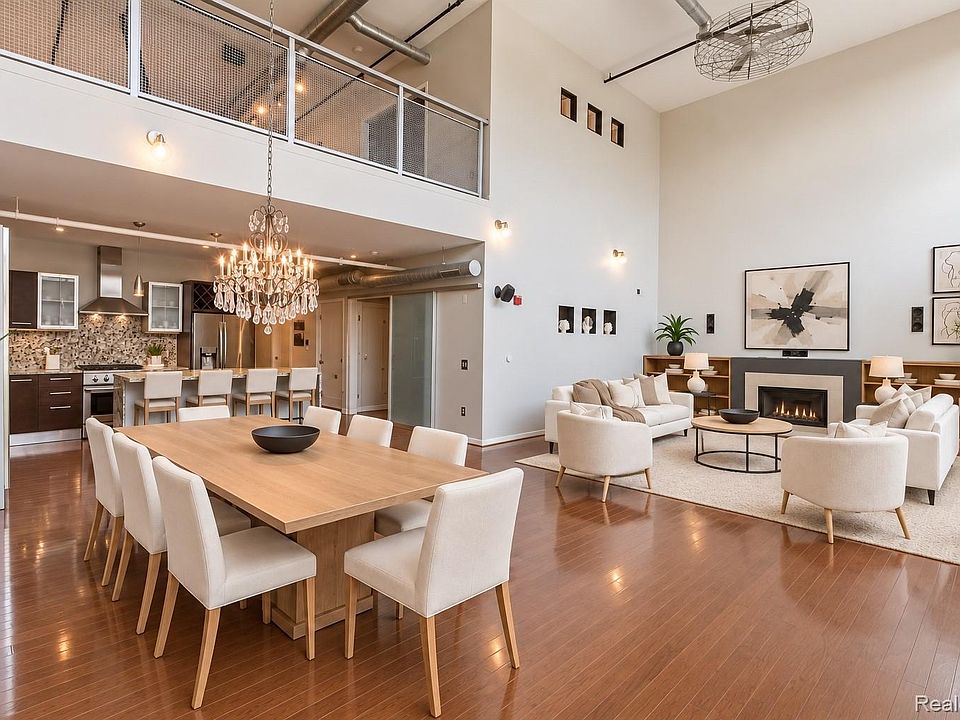 100 N Center St Unit 302, photo 17