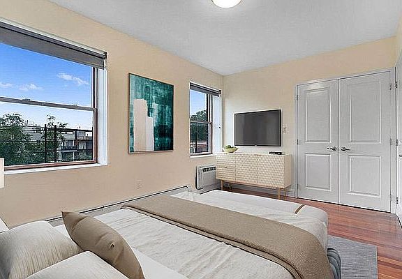 4th image of 18-05 27th Ave #4D