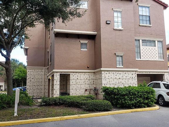 2nd image of 6125 Metrowest Blvd Unit 116