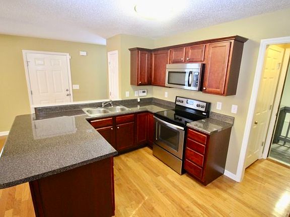 2nd image of 222 Elmwood Dr