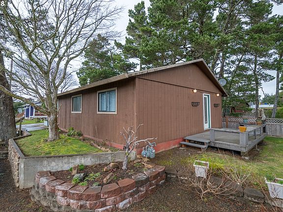 2nd image of 6860 SW Harbor Ave