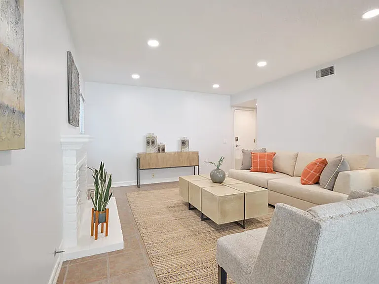 3237 Futura Point — Photo 9