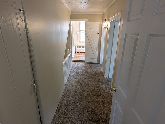 5th image of 395 Red Mill Rd APT A