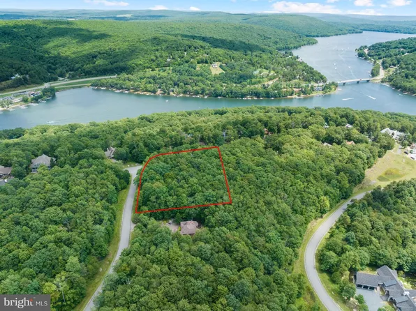 37 Deep Creek Highlands Rd, Mc Henry, MD 21541
