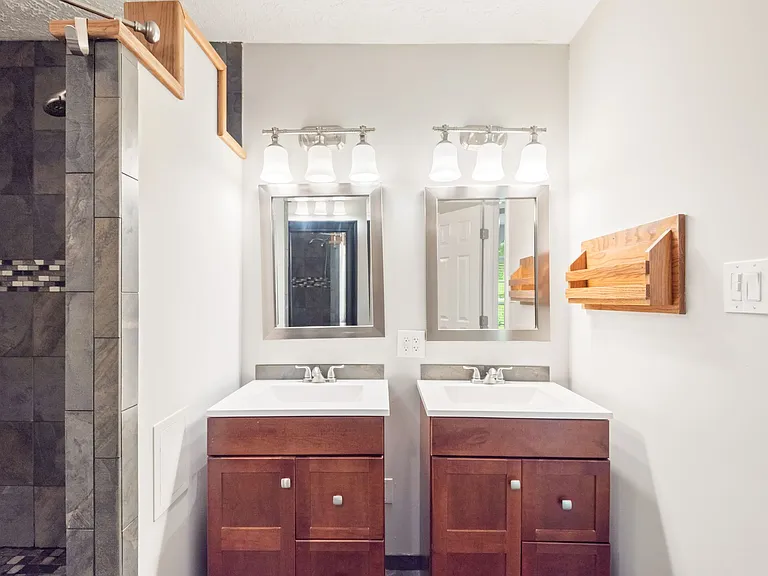 5957 Warrenpark Ln — Photo 14
