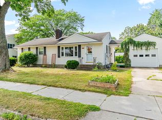 21 Alder Ln, Burlington, VT 05401