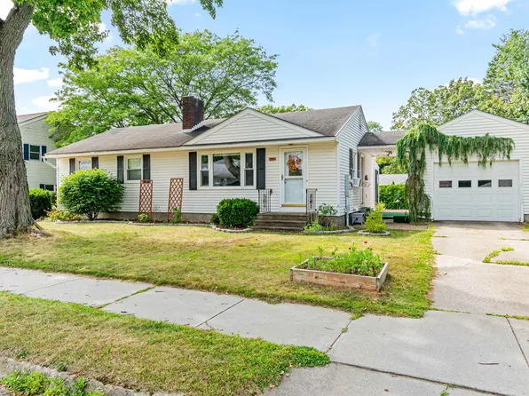 21 Alder Lane, Burlington, VT 05401