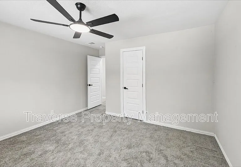 3716 Clotell Dr — Photo 12