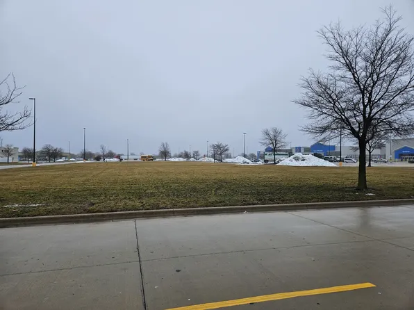 700 S Newport Rd, Pontiac, IL 61764