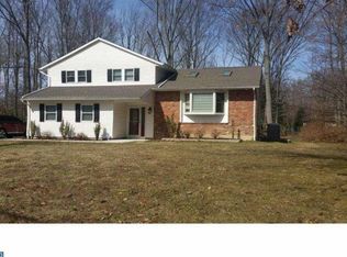 9 Amy Dr, East Windsor, NJ 08520