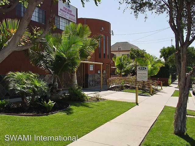 1st image of 934 N Cedar St APT 09