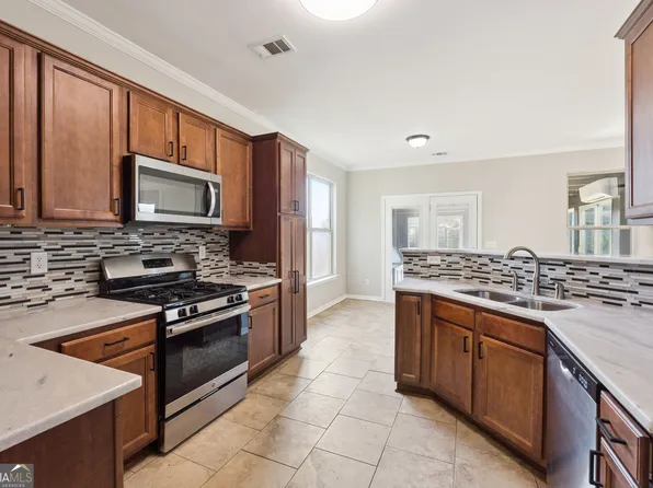 4940 Rapahoe Trl, Atlanta, GA 30349