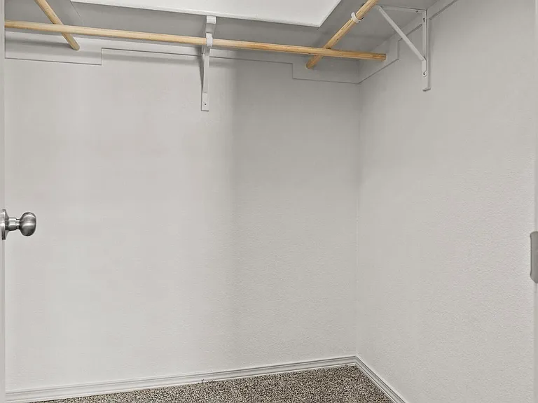 1117 Summer Rain St — Photo 20