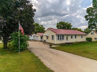 101 Jackie Ave, Elk Run Heights, IA 50707