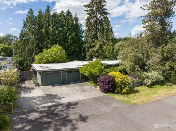 15035 131st Avenue SE, Renton, WA 98058