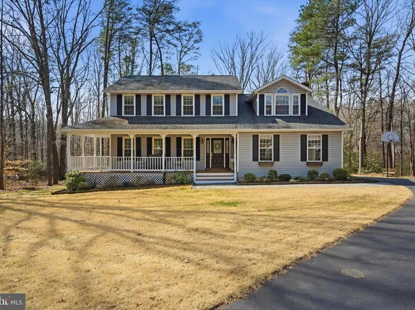 1050 Picture Dr, Saint Leonard, MD 20685