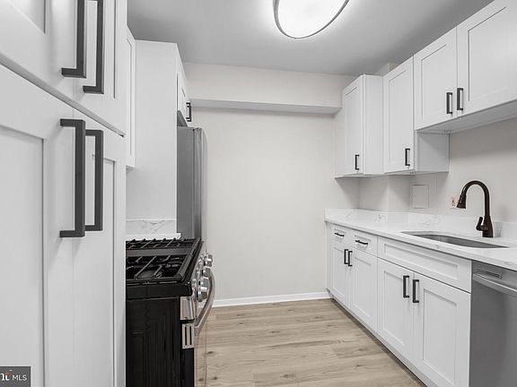 4th image of 5410 Connecticut Ave NW APT 403