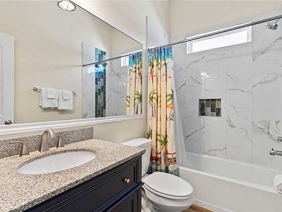 5th image of 107 Caledonia Dr