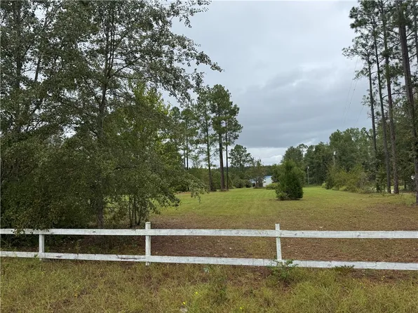 3062 Shalom Dr, Blackshear, GA 31516