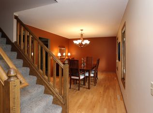 6826 129th St W, Apple Valley, MN 55124