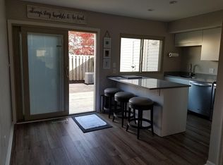 966 Chatham Ln #966E, Columbus, OH 43221