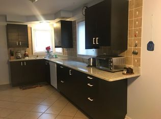 888 Katherine Ct, Madison Heights, MI 48071
