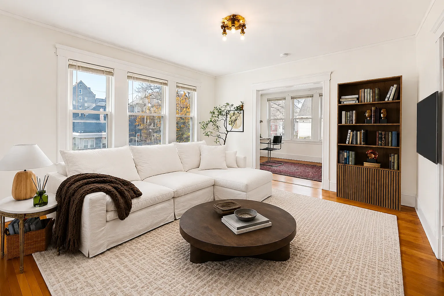 3 bed, 1500 sqft, $3,300 — Photo 1