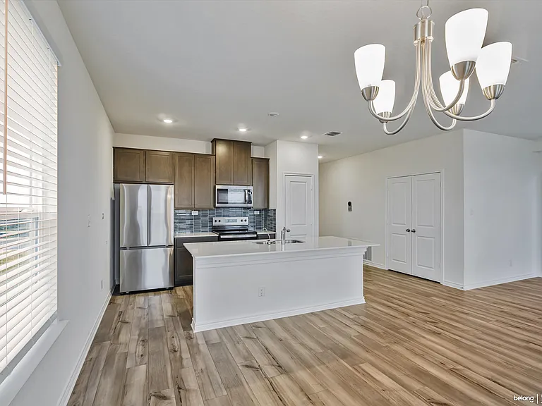 2519 Chronos Dr — Photo 11