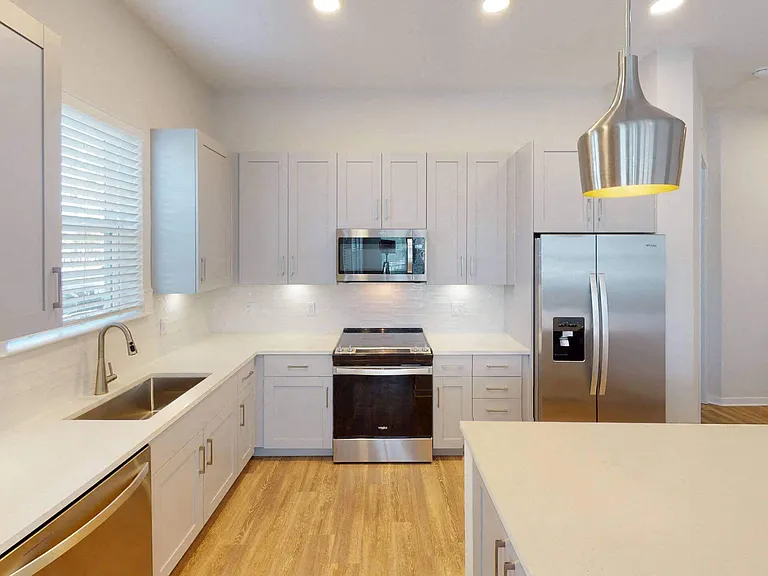 Corban Freedom Apartments — Photo 43