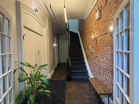 4th image of 351 Washington Ave #8