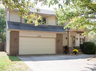 1320 N Manchester Ct, Wichita, KS 67212