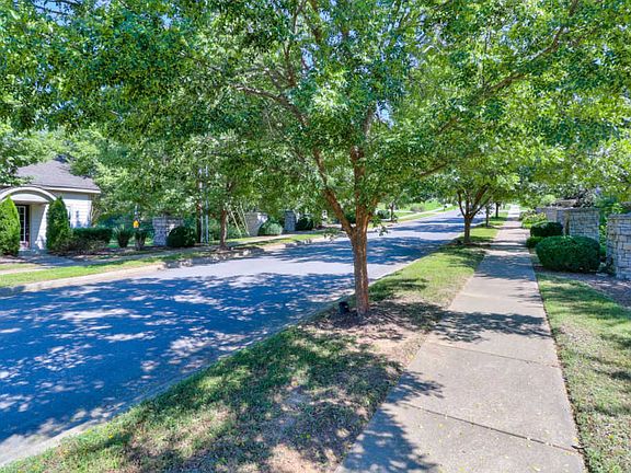 5th image of 123 Copper Creek Dr