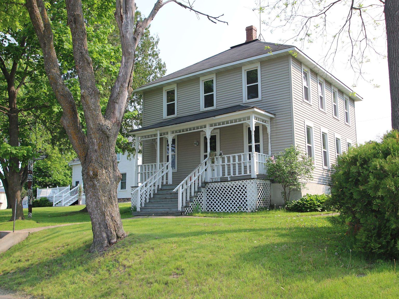230 N Main St, Scandinavia, WI 54977 Zillow