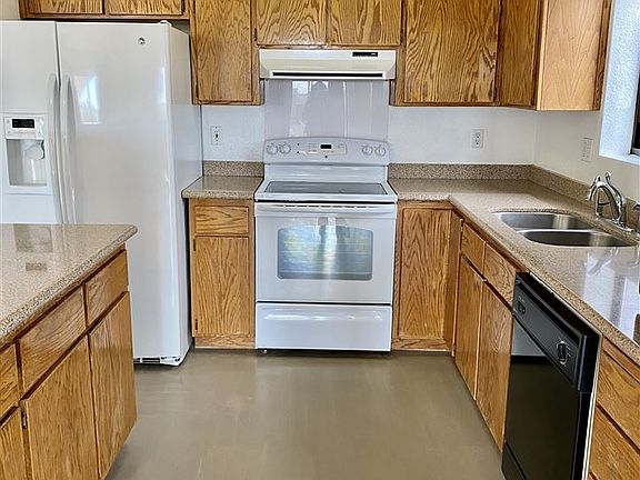 2nd image of 14245 E 31st Pl