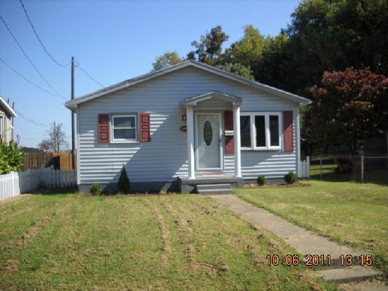 1st image of 307 N 5th St
