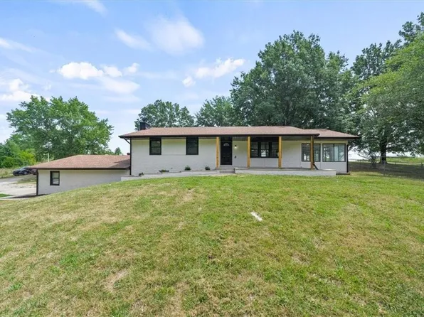 17625 B Hwy, Edgerton, MO 64444