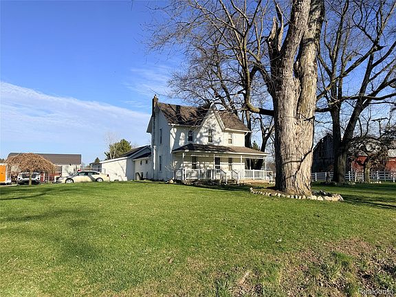2nd image of 6038 Byron Rd