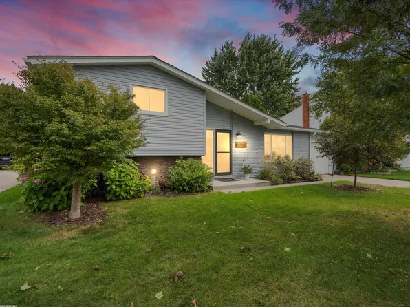 38288 Tottenham Rd, Sterling Heights, MI 48312