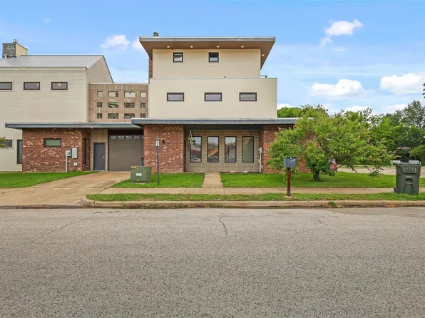 213 N Houston Ave, Bryan, TX 77803