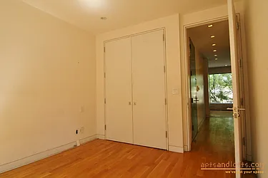 Rented by aptsandlofts.com