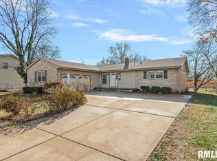 2308 Westview Dr, Springfield, IL 62704