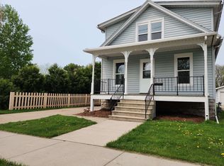 65 Lake St, Oshkosh, WI 54901