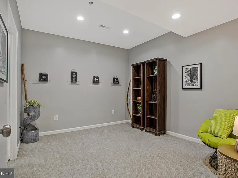 12902 Crickmore Trce — Photo 46