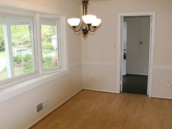 4th image of 12002 Skipjack Ct