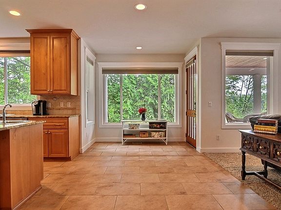 4th image of 7011 47th St NW
