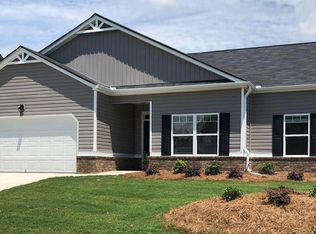 1053 Creekwood Cir, Madison, GA 30650