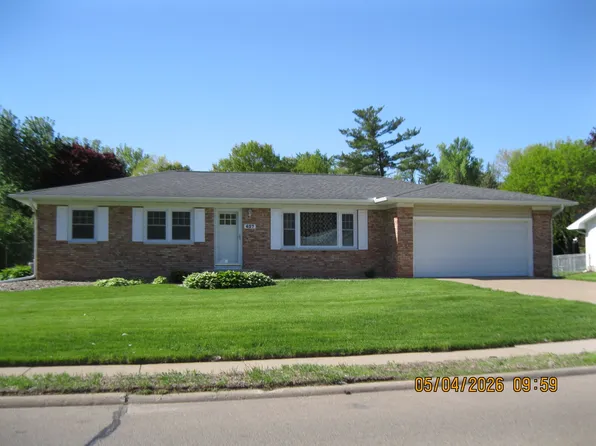 627 13th Ave N, Clinton, IA 52732